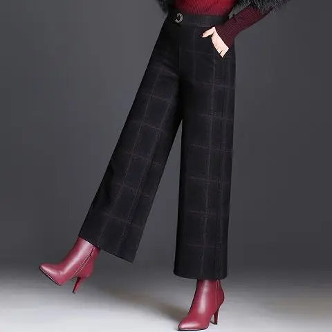 Plaid Wide-Leg Trouser